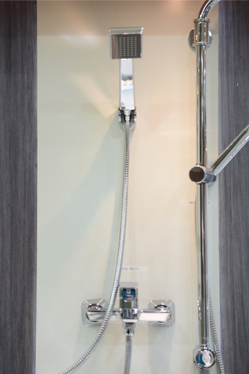خلاط مغسلة Wash basin mixer