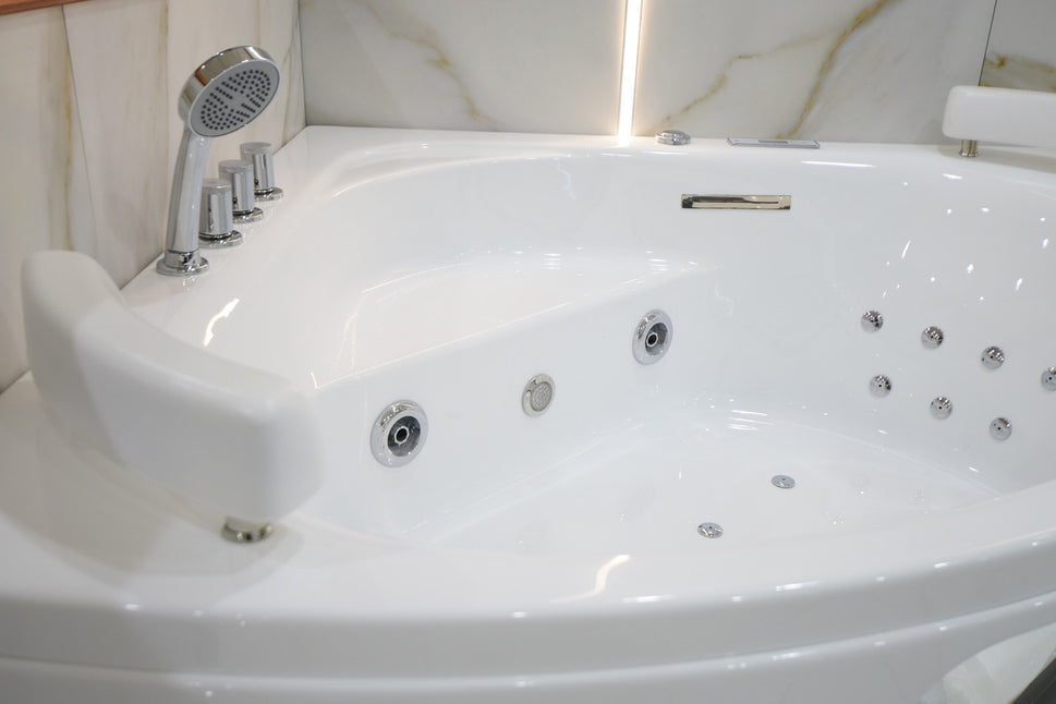 جاكوزى Jacuzzi